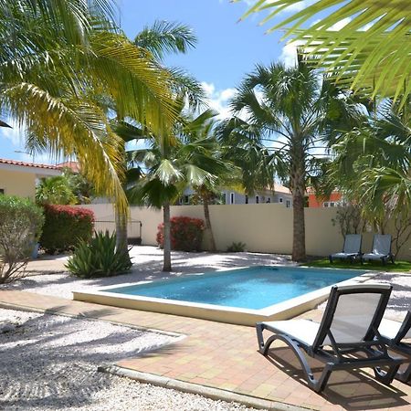 Relex Villa With Private Pool Willemstad Eksteriør billede