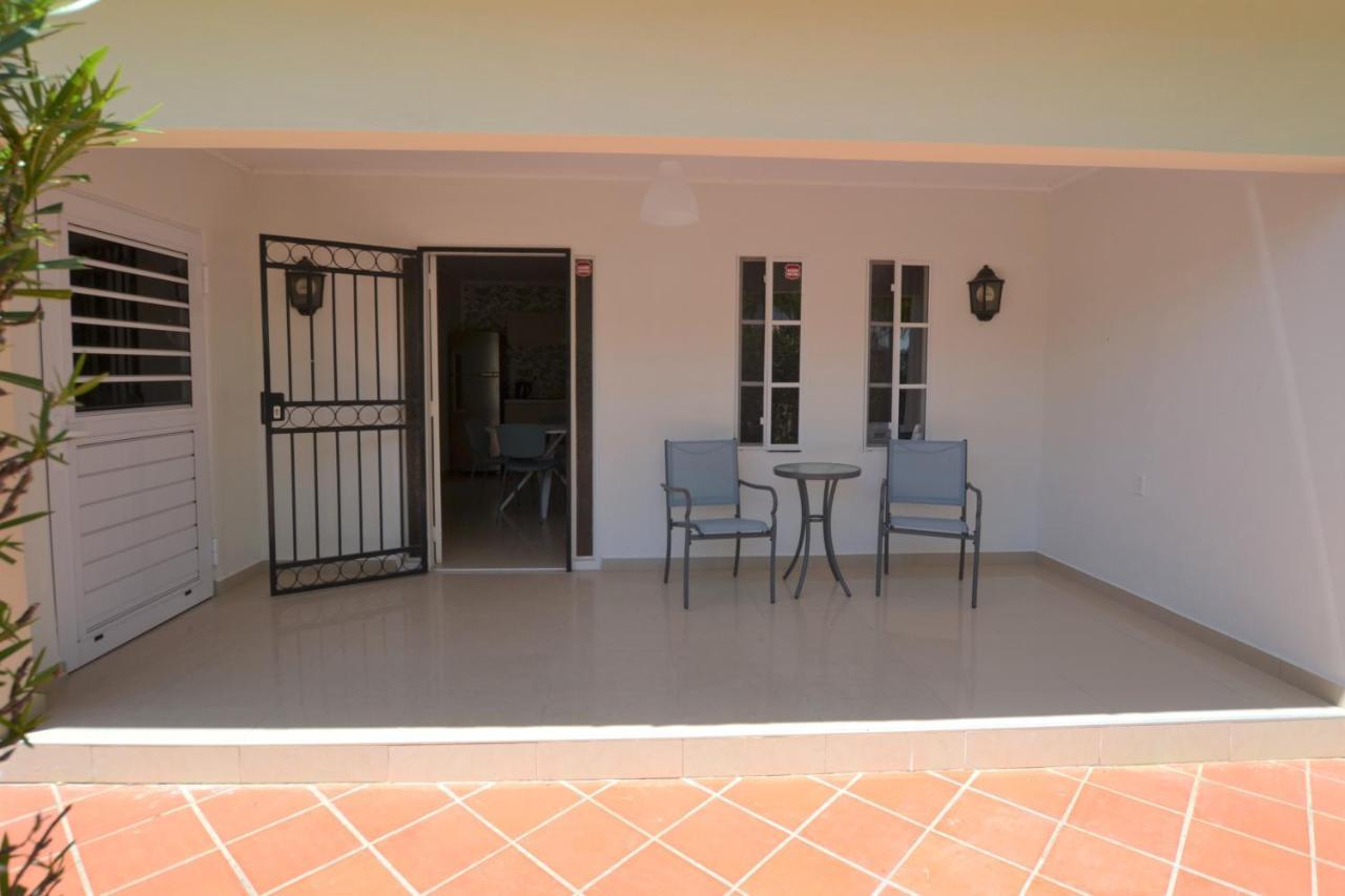 Relex Villa With Private Pool Willemstad Eksteriør billede