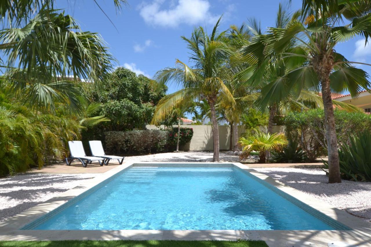 Relex Villa With Private Pool Willemstad Eksteriør billede